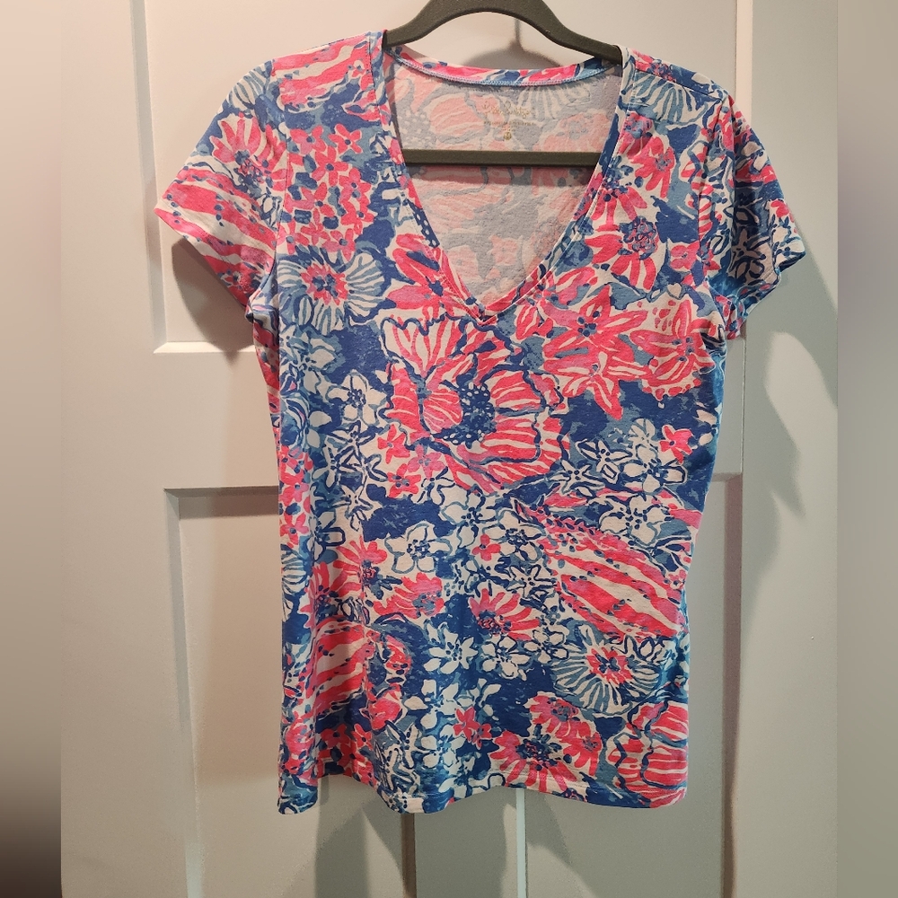 Lilly Pulitzer Short Sleeve V-Neck Tee